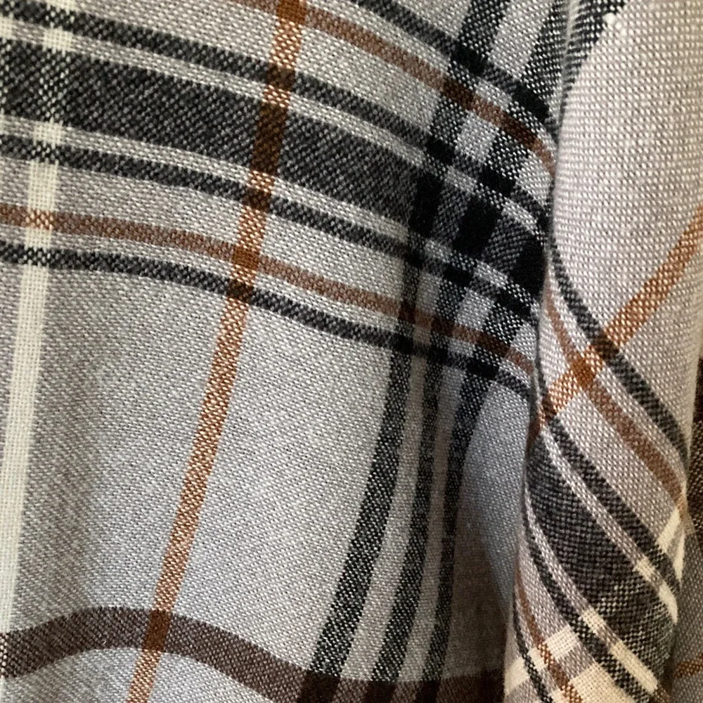 Plaid Fringe Blanket Shawl Scarf Grey‎ Cream Brown 25x63 Classic Preppy Fall
